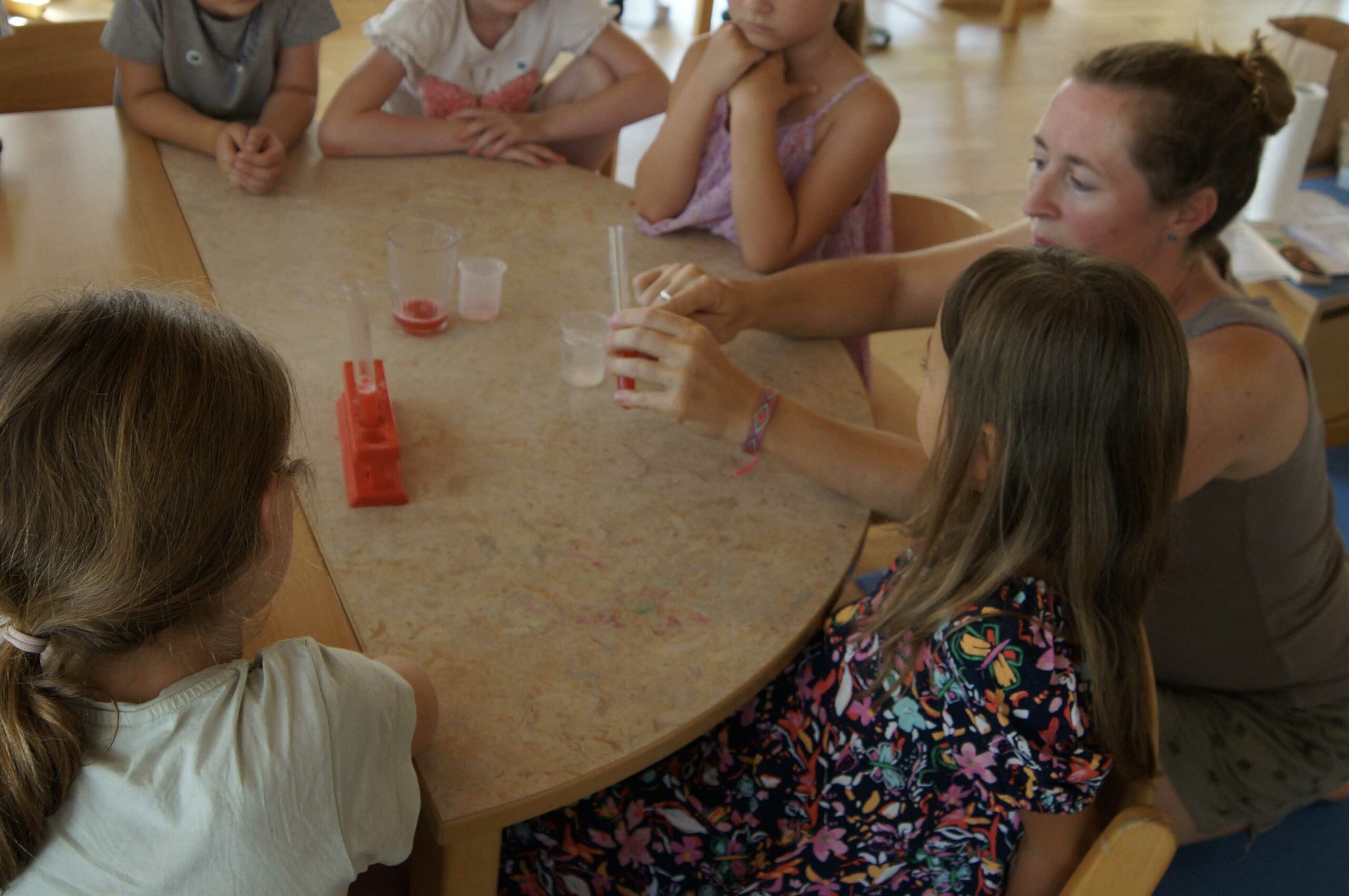 DNA Botschafterin im Kindergarten unterwegs